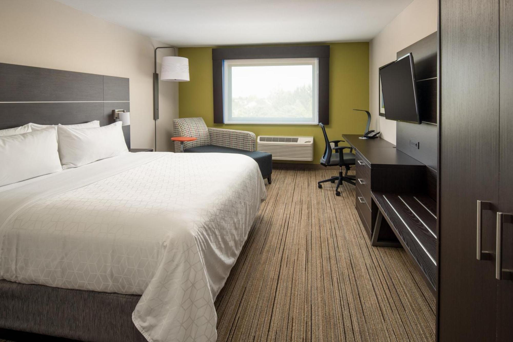 Holiday Inn Express & Suites - Camas By Ihg Exterior photo