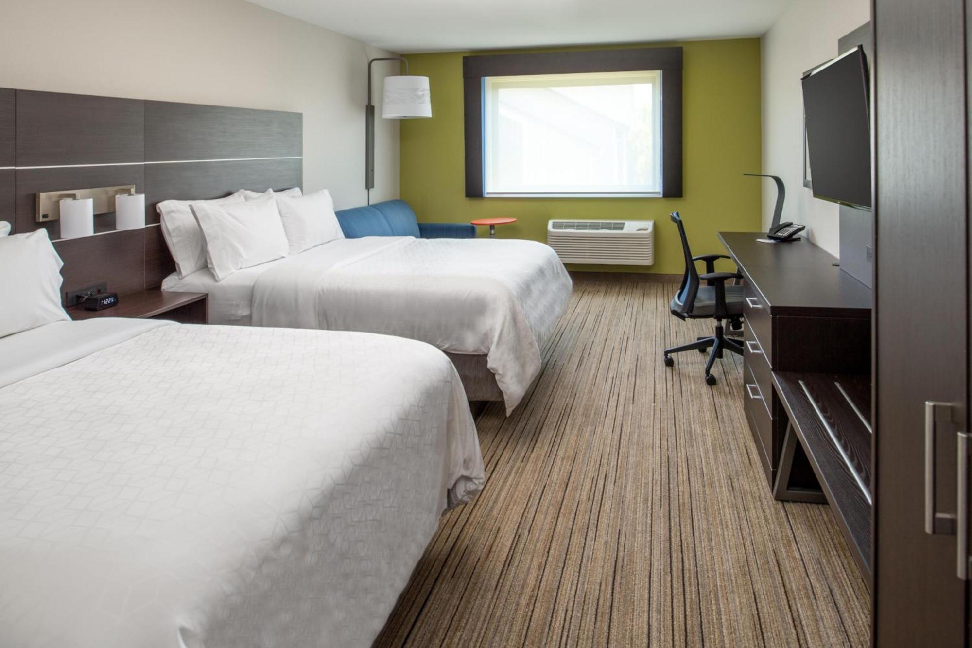 Holiday Inn Express & Suites - Camas By Ihg Exterior photo